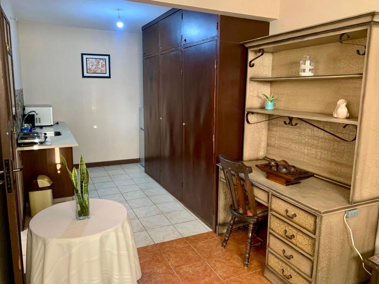 Apartamento Con Jardin Кочабамба Екстериор снимка